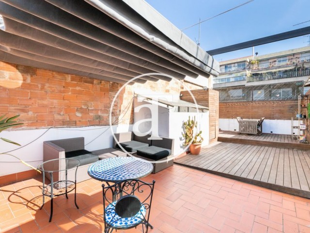 Monthly rental penthouse in Sant Antoni district